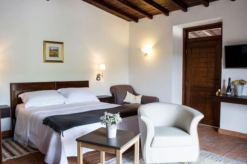 Casale San Pietro Bed and Breakfast Anagni Eksteriør billede