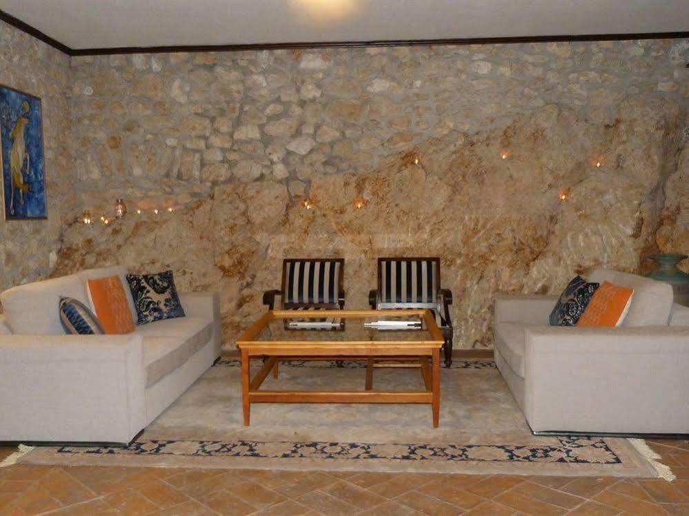 Casale San Pietro Bed and Breakfast Anagni Eksteriør billede
