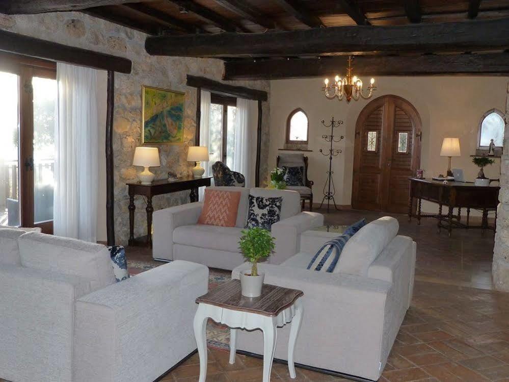 Casale San Pietro Bed and Breakfast Anagni Eksteriør billede